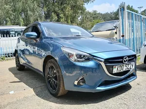 Mazda Demio 2018 Blue