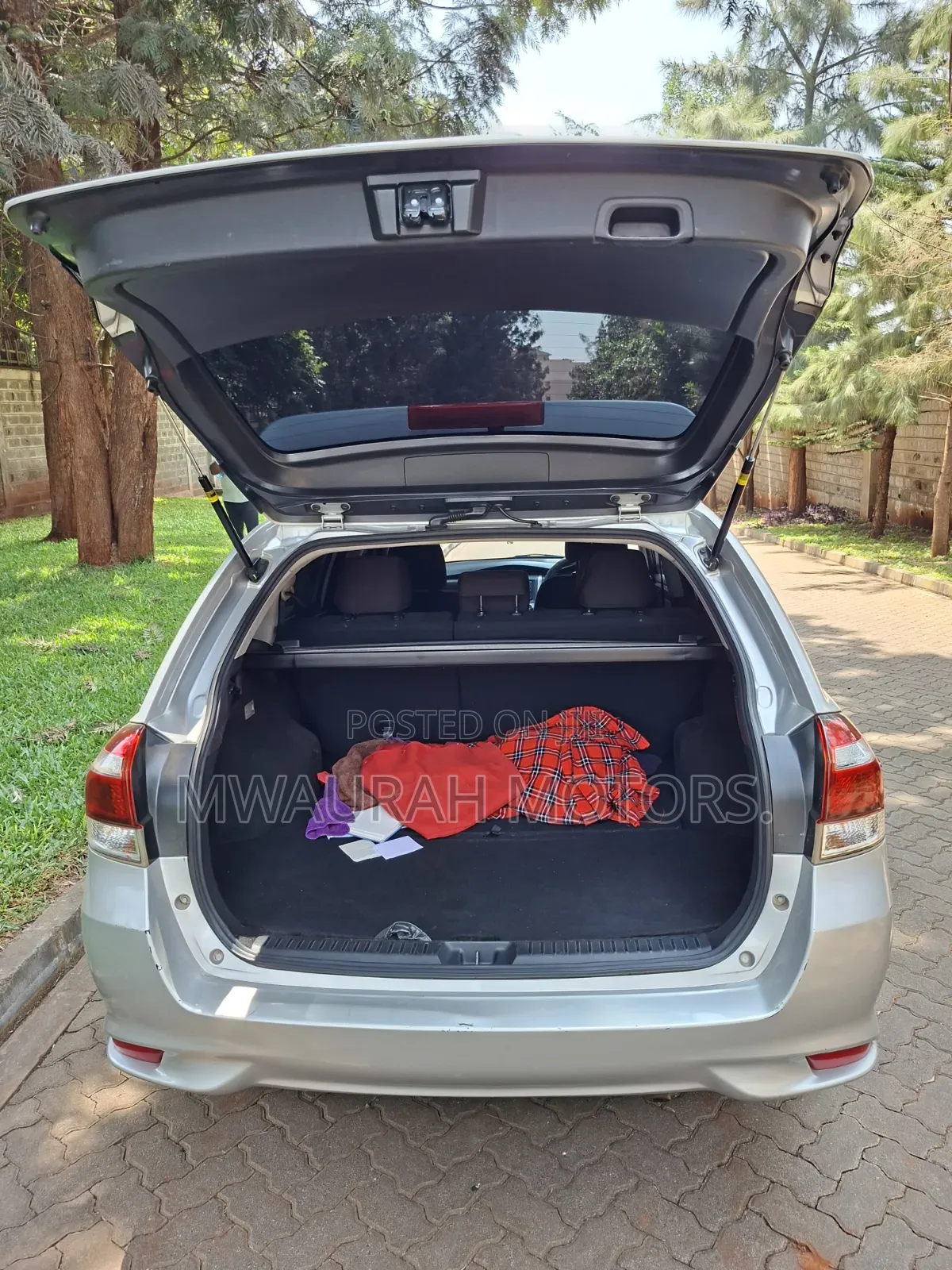 Toyota Corolla Fielder 2017 Silver
