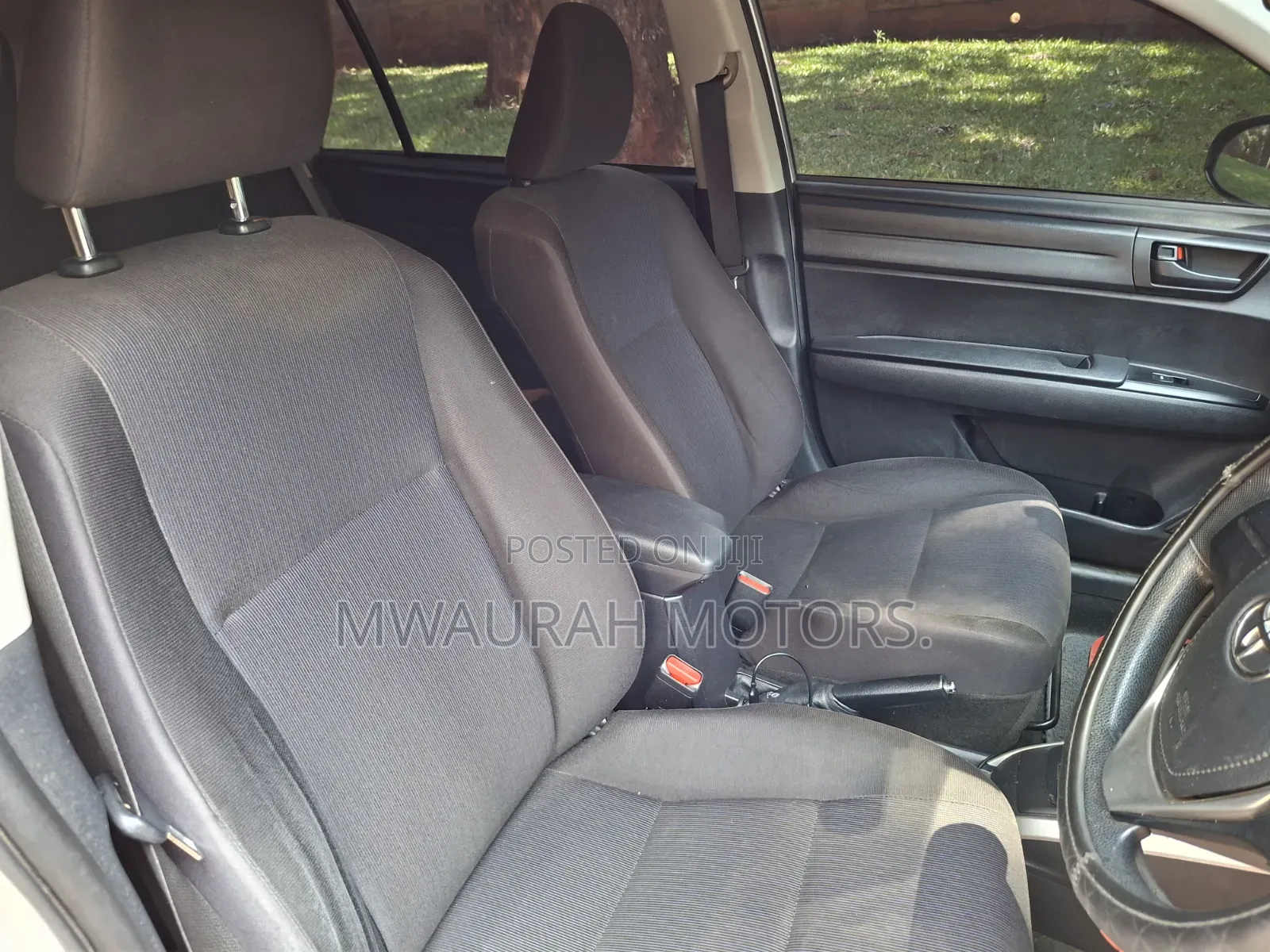 Toyota Corolla Fielder 2017 Silver
