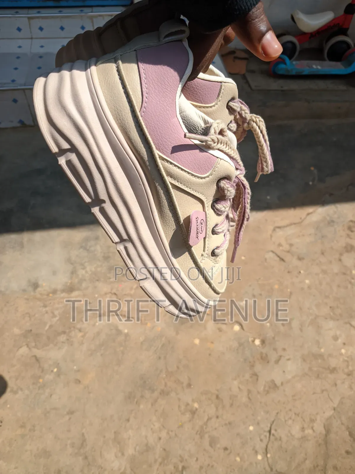 Pink Chunky Sneakers Size 38 – Thrifted