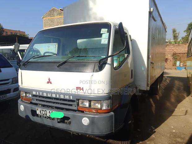 Mitsubishi Fh Truck - thumbnail 3