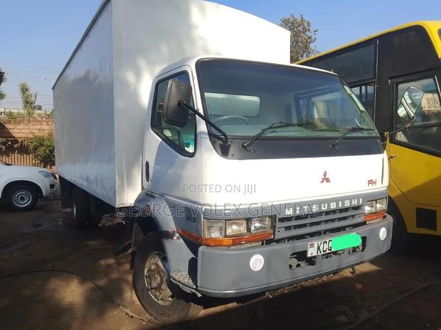 Mitsubishi Fh Truck - thumbnail 4