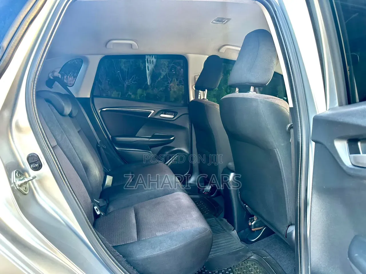 Honda Fit 2017 Silver