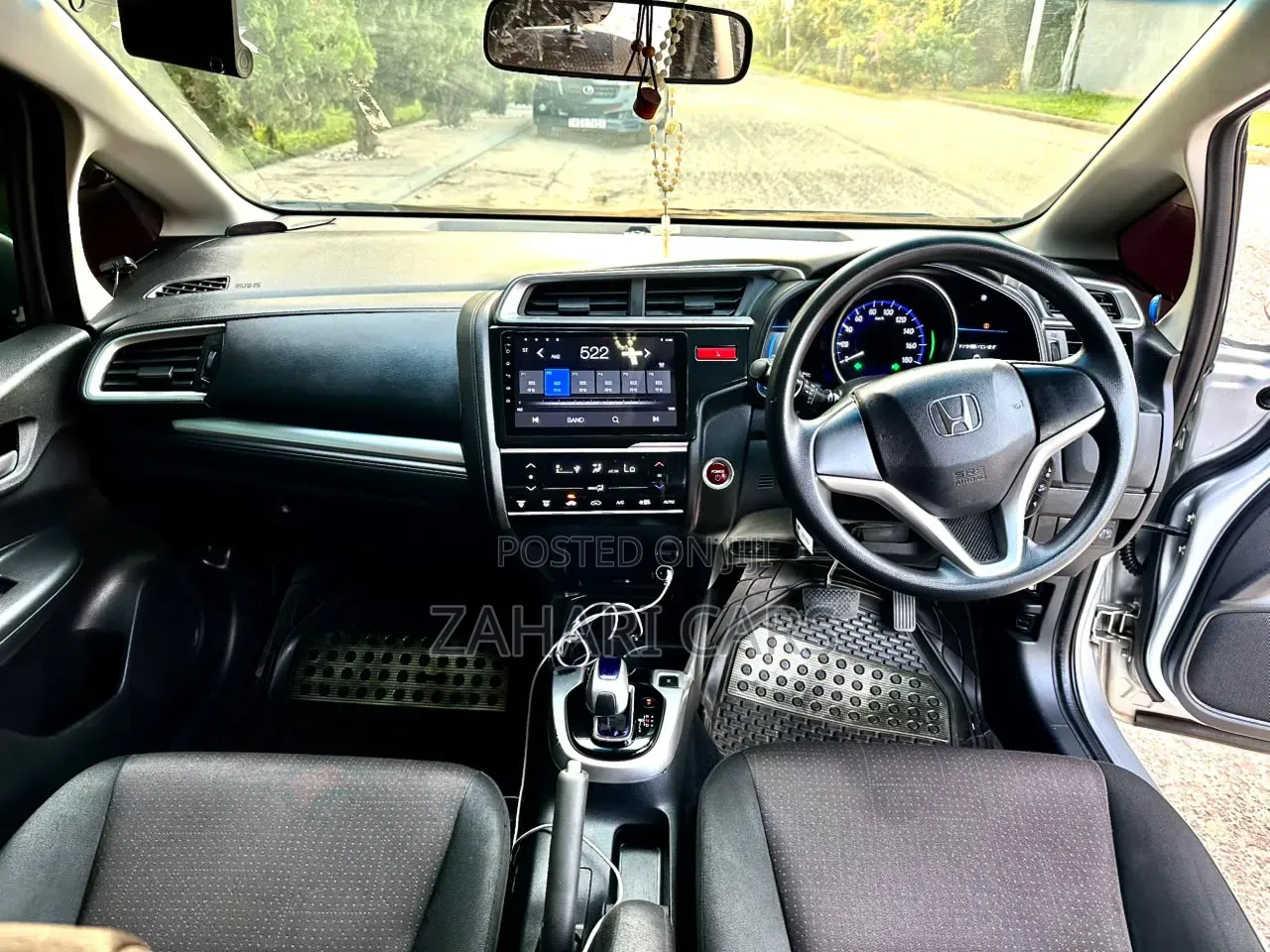 Honda Fit 2017 Silver