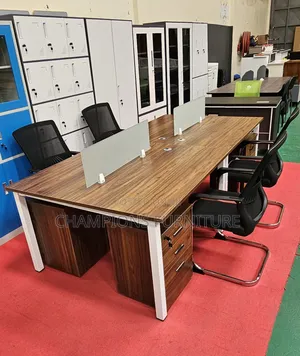 4-Way Open Plan Workstation