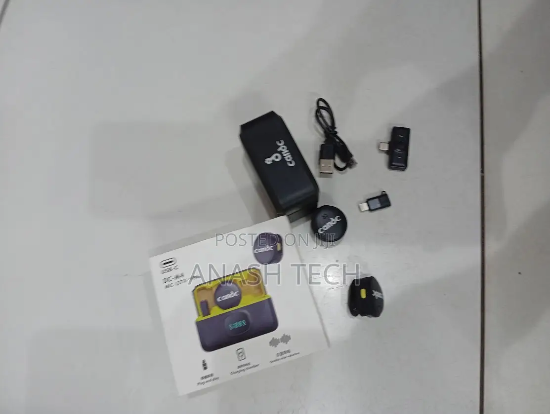 M4 CandC Dual Clip-on Wireless Microphone for Vlogging Recording