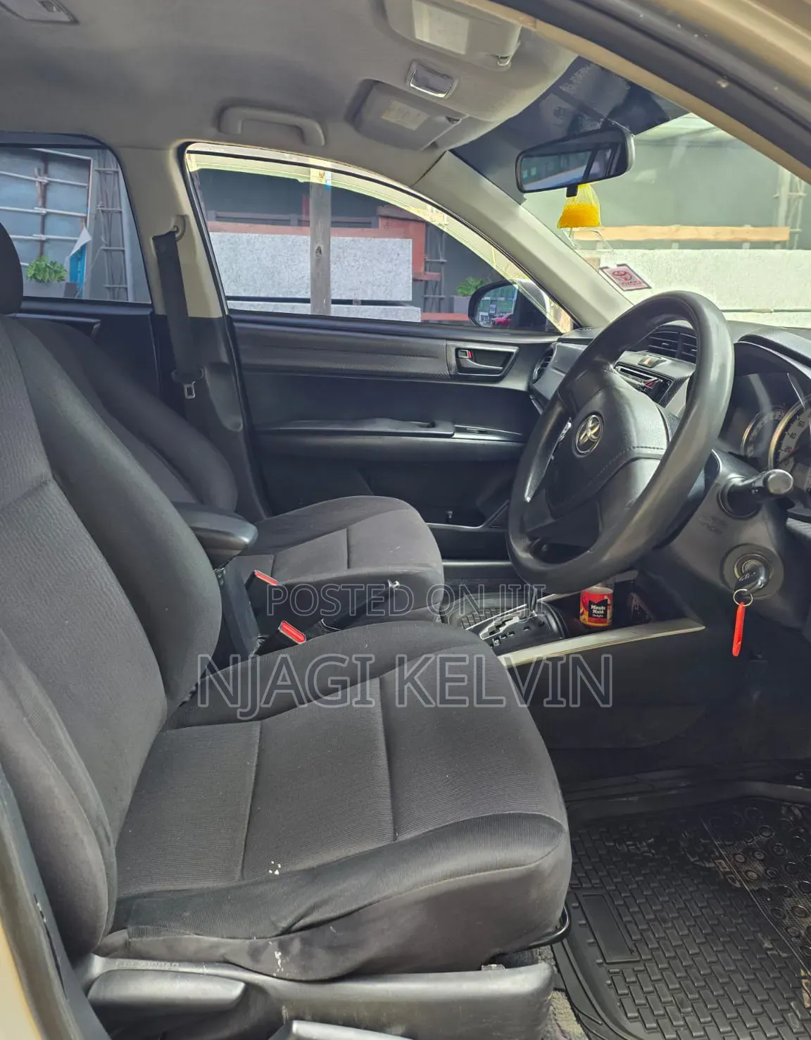 Toyota Corolla Fielder 2013 Silver