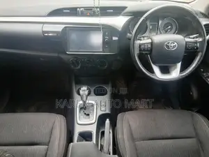 Toyota Hilux Revo Double Cab Deisel 2.4 RWD 2020 Silver