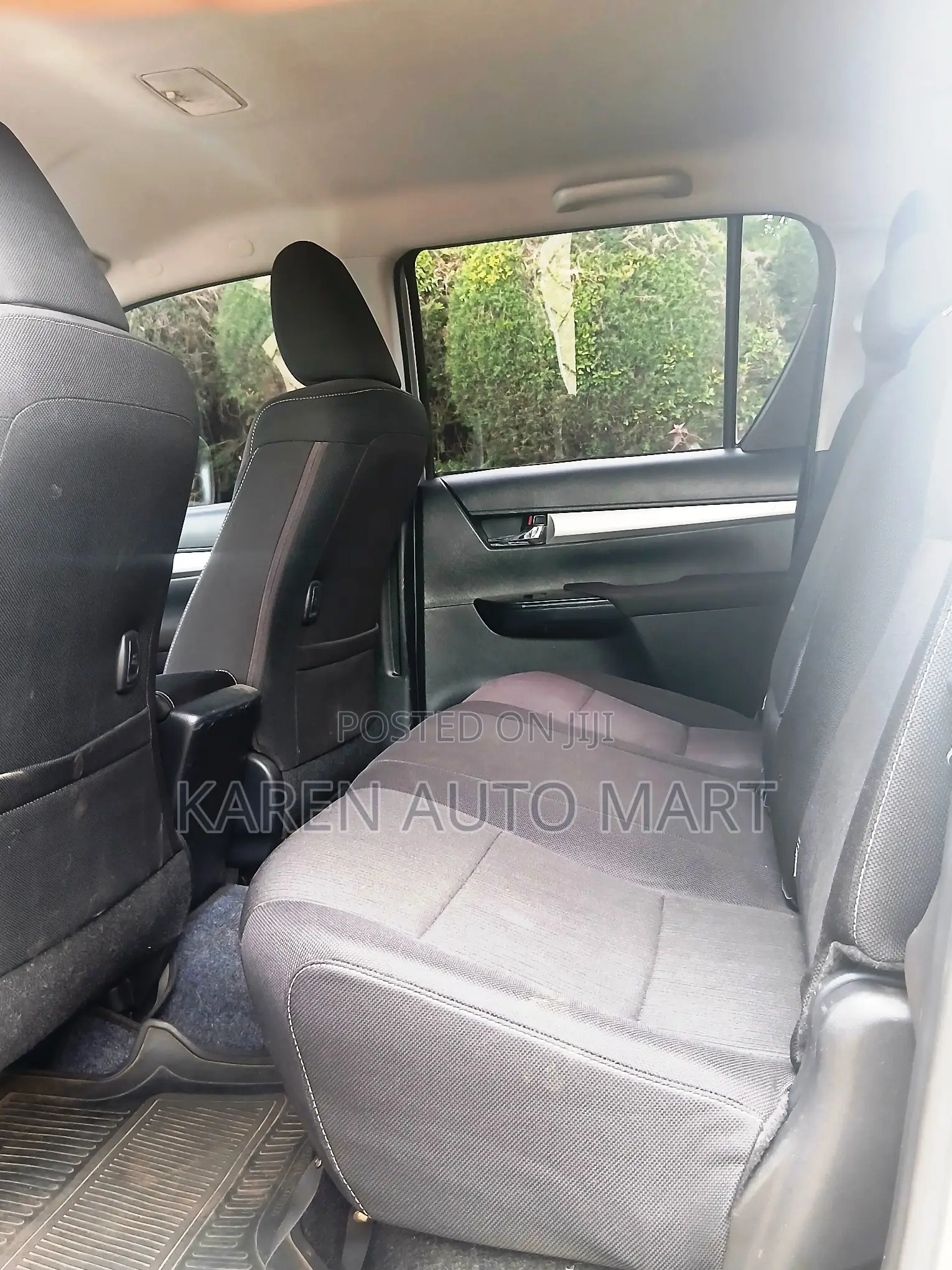 Toyota Hilux Revo Double Cab Deisel 2.4 RWD 2020 Silver