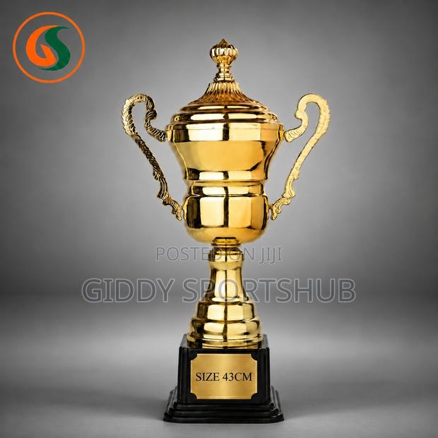 Imperial Champion Trophy – 43cm