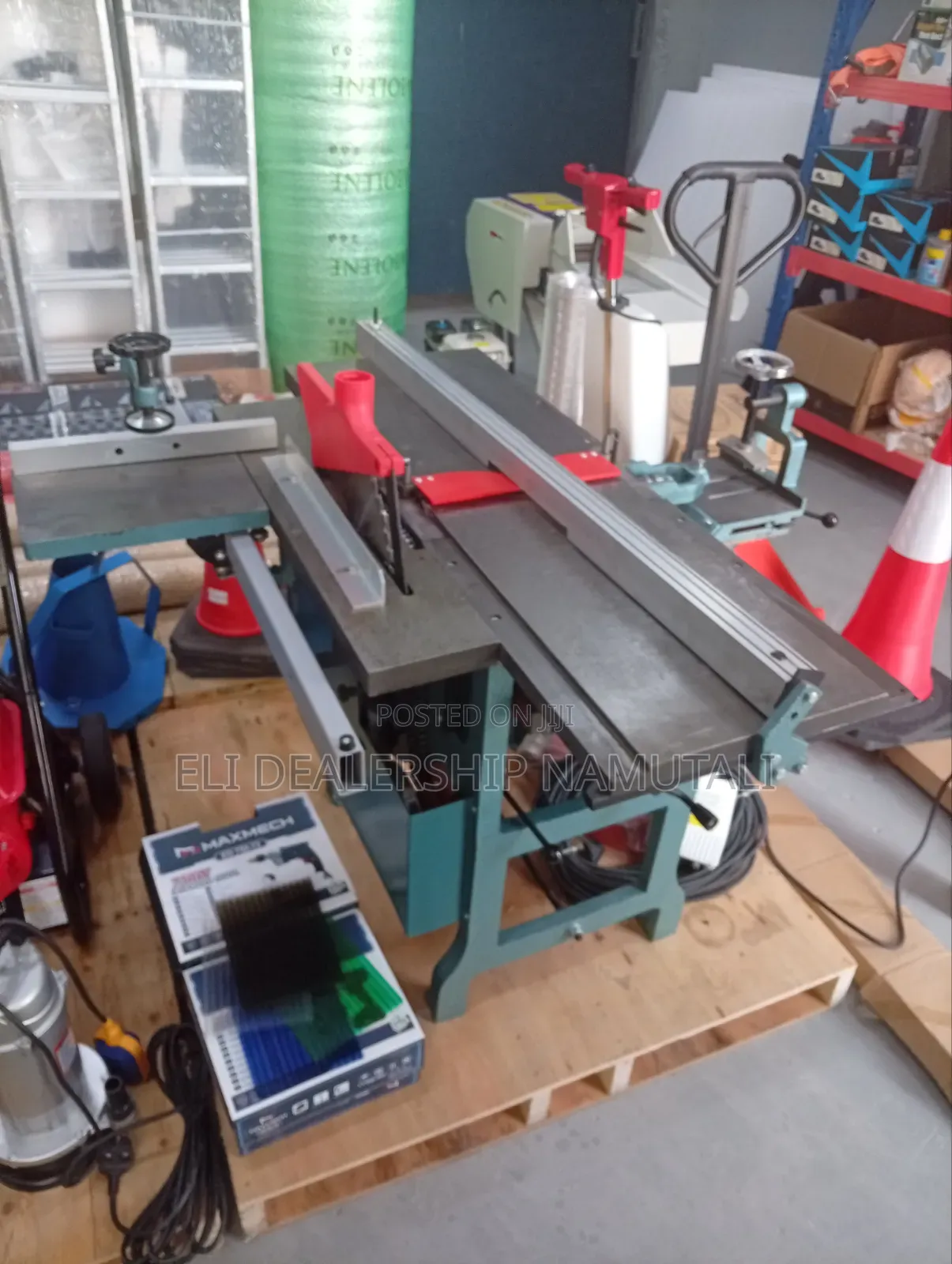 Heavy Duty Woodworking Machine ML 393