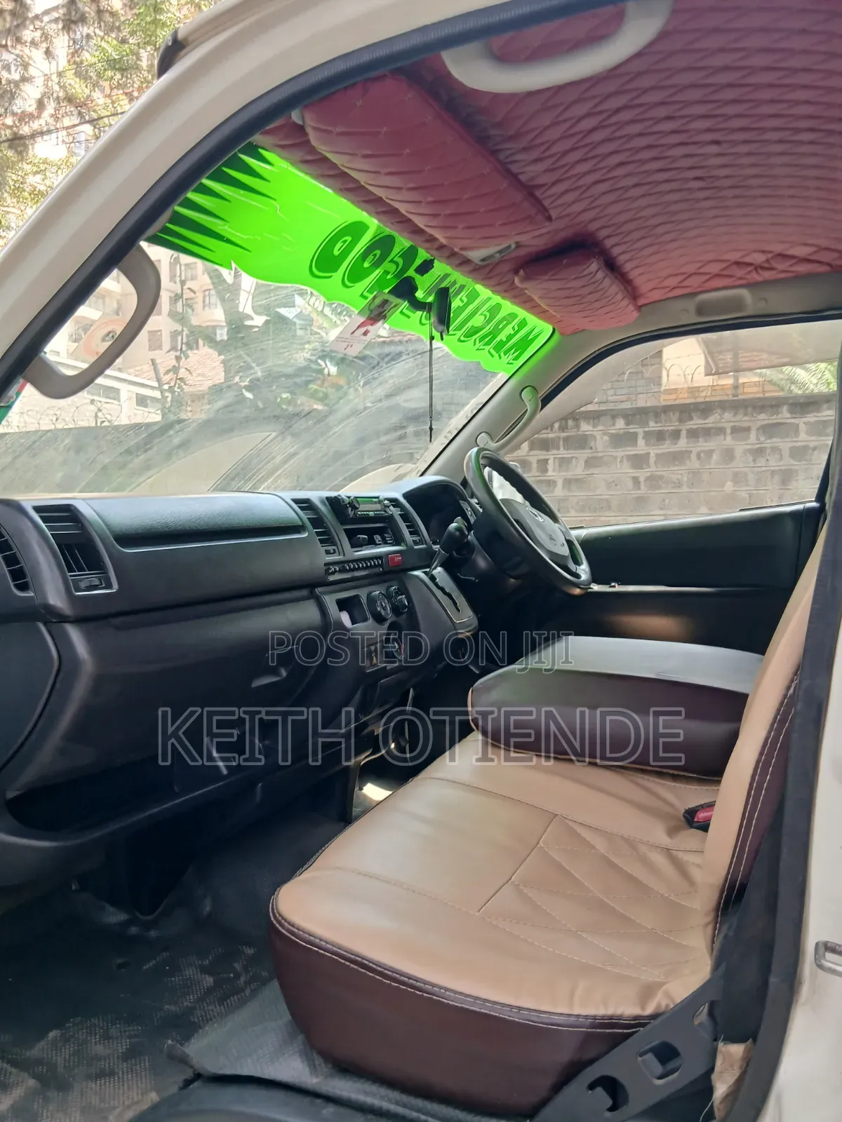 Toyota HiAce 2016 White