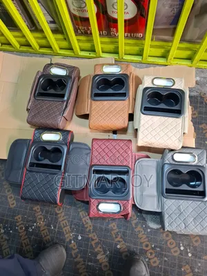 5 In1 Car Armrest Case