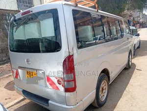 Toyota HiAce 2008 Silver