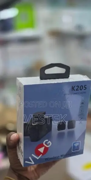  Dual Wireless Microphone With Charging Case