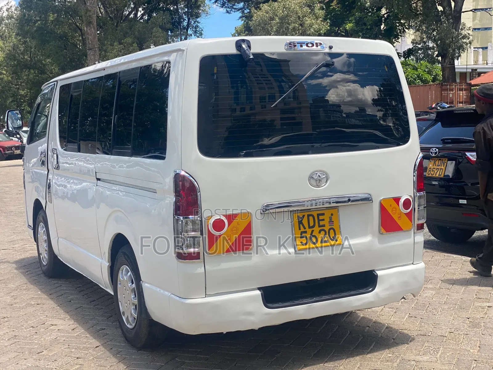 Toyota HiAce 2014 White