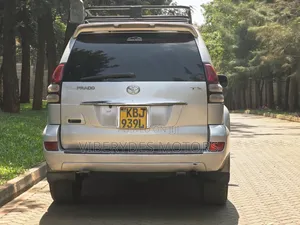 Toyota Land Cruiser Prado 2004 Silver