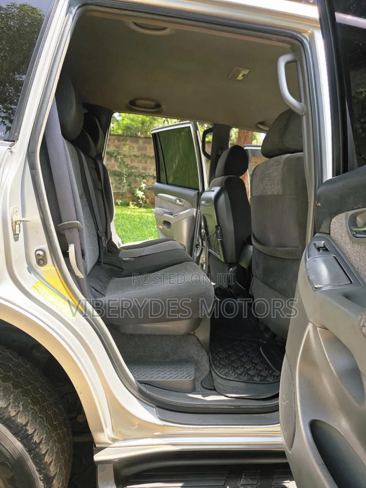Toyota Land Cruiser Prado 2004 Silver