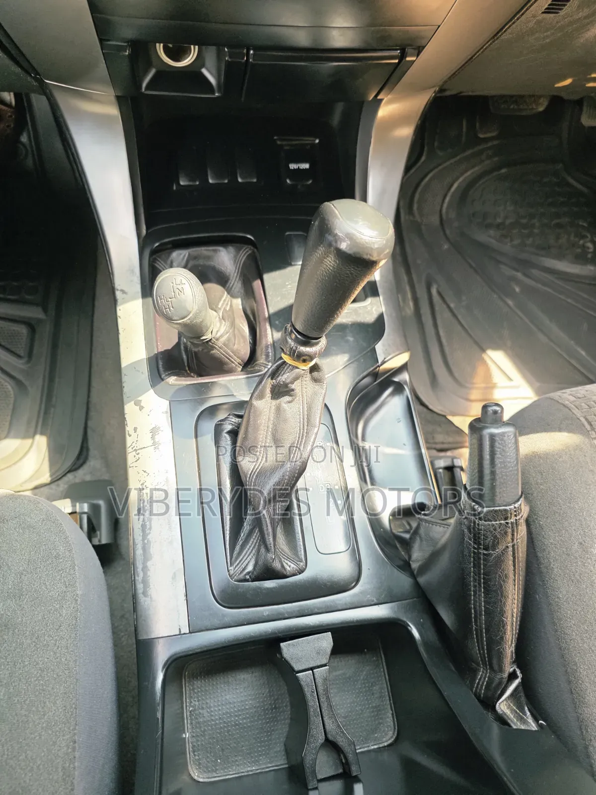 Toyota Land Cruiser Prado 2004 Silver