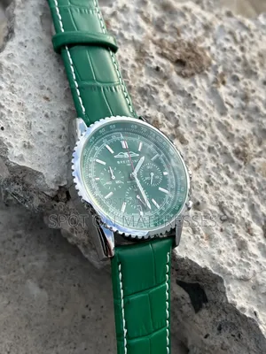 Breitling Navitimer BO1 Chronograph Watch With Genuine Leather.