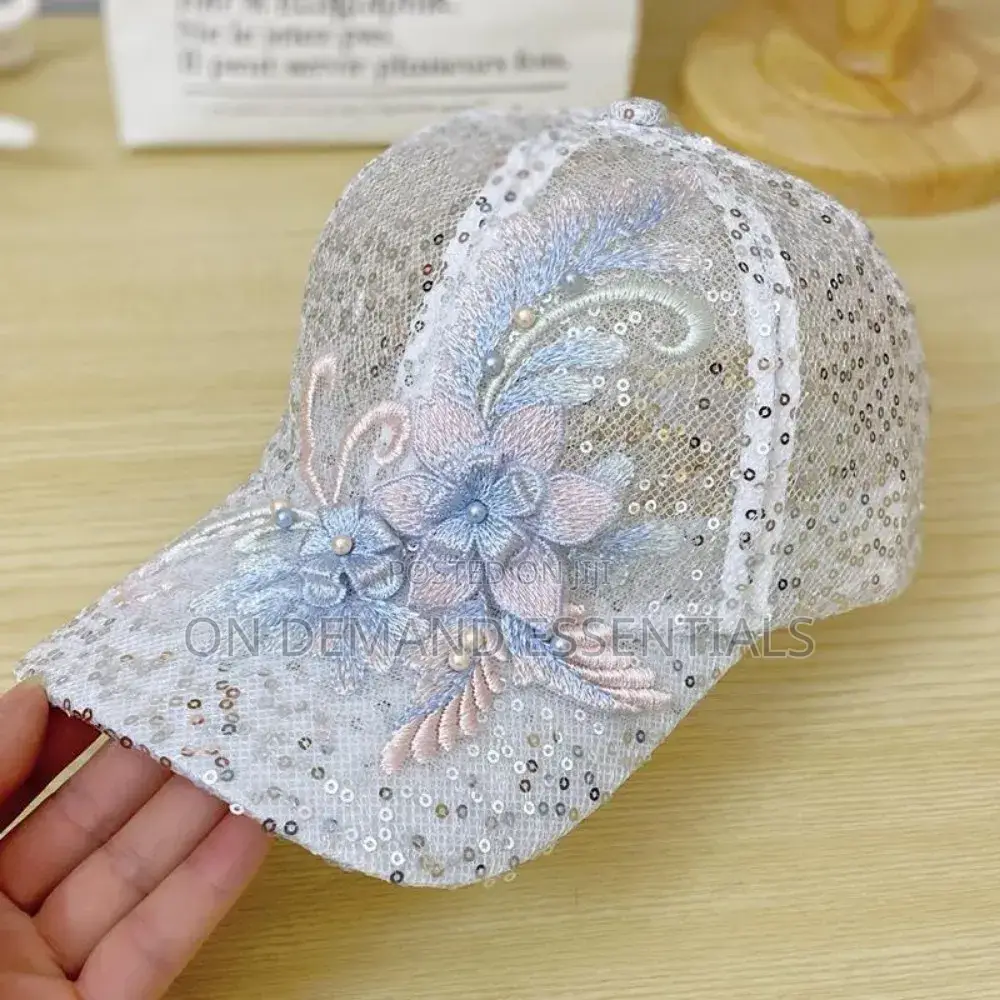 *New Summer Lace Baseball Cap Mesh Embroidered Flowers Sunscreen Hat