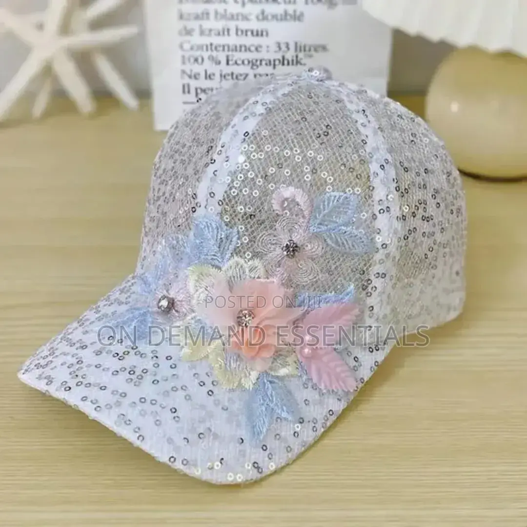 *New Summer Lace Baseball Cap Mesh Embroidered Flowers Sunscreen Hat