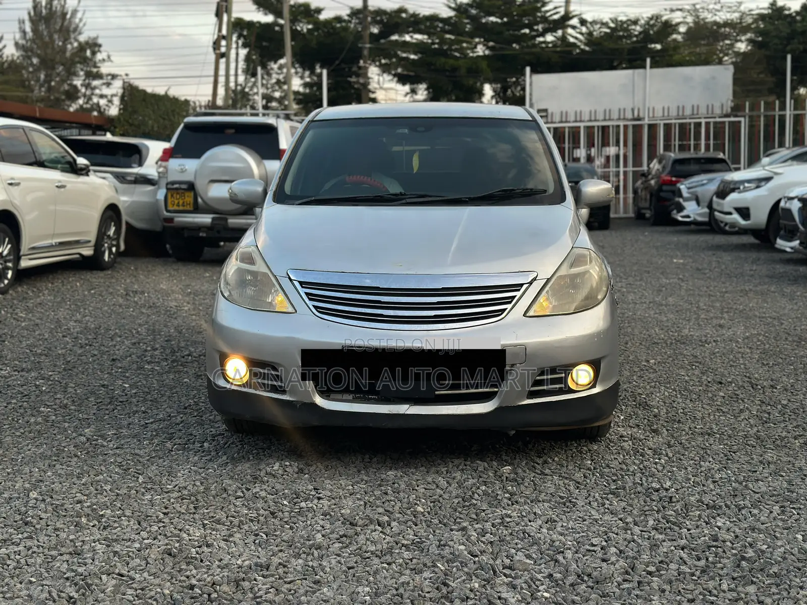 Nissan Tiida 1.5L DCI 6MT 2010 Silver