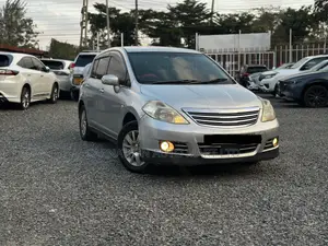 Nissan Tiida 1.5L DCI 6MT 2010 Silver