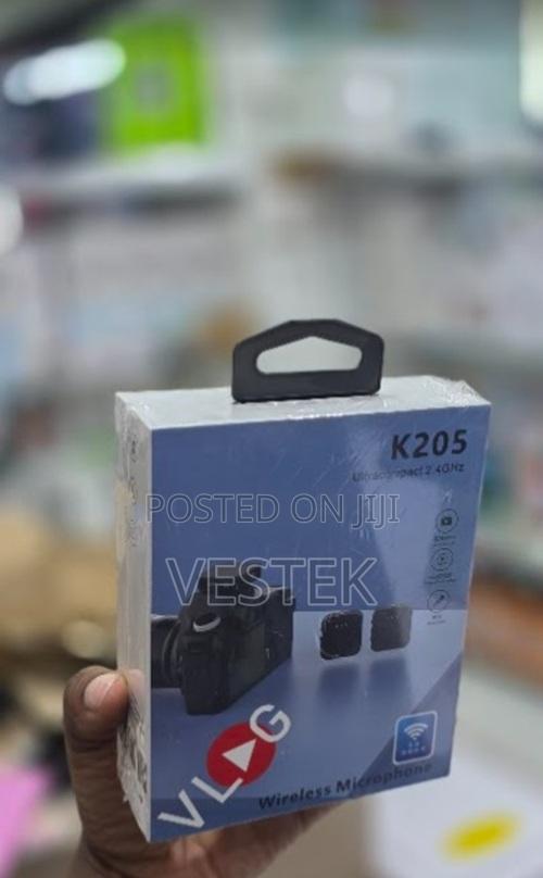 Dual Noise Cancelling Wireless Microphone System - main view