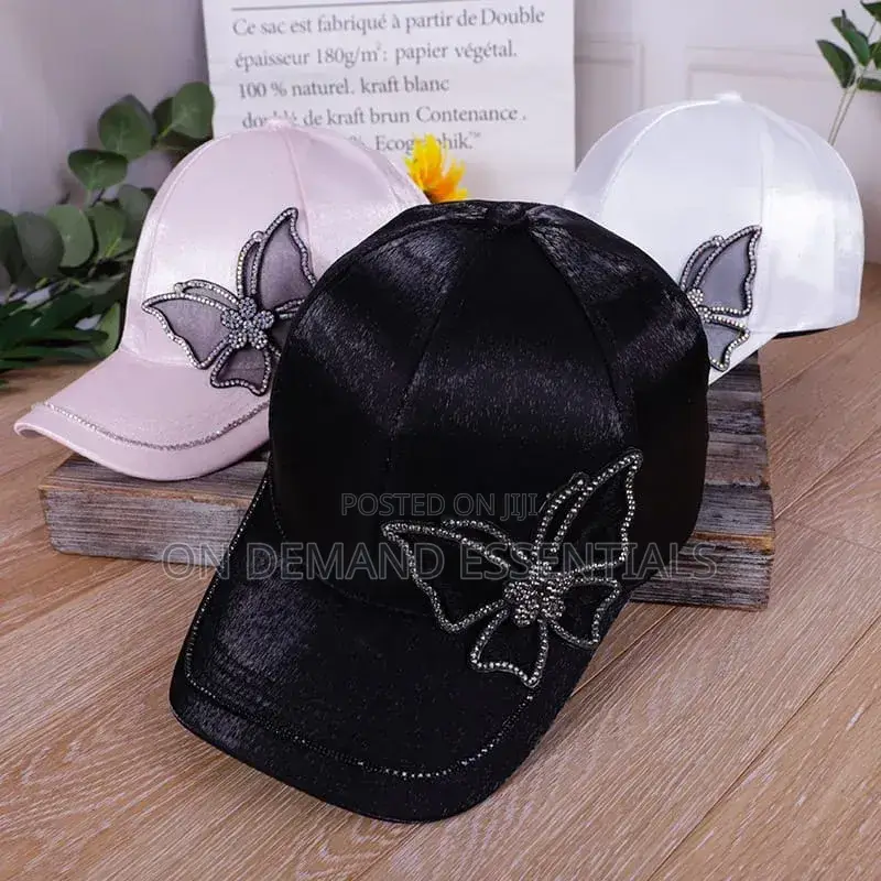 Shiny Rhinestone Butterfly Embroidery Women Baseball Cap