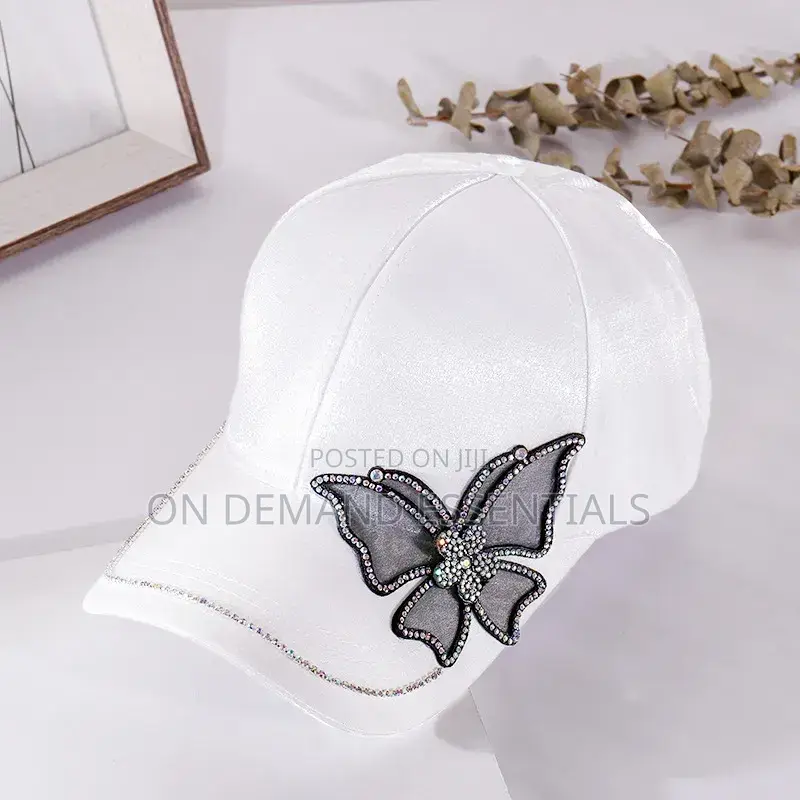 Shiny Rhinestone Butterfly Embroidery Women Baseball Cap
