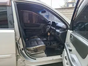 Nissan X-Trail 2.0 2002 Silver