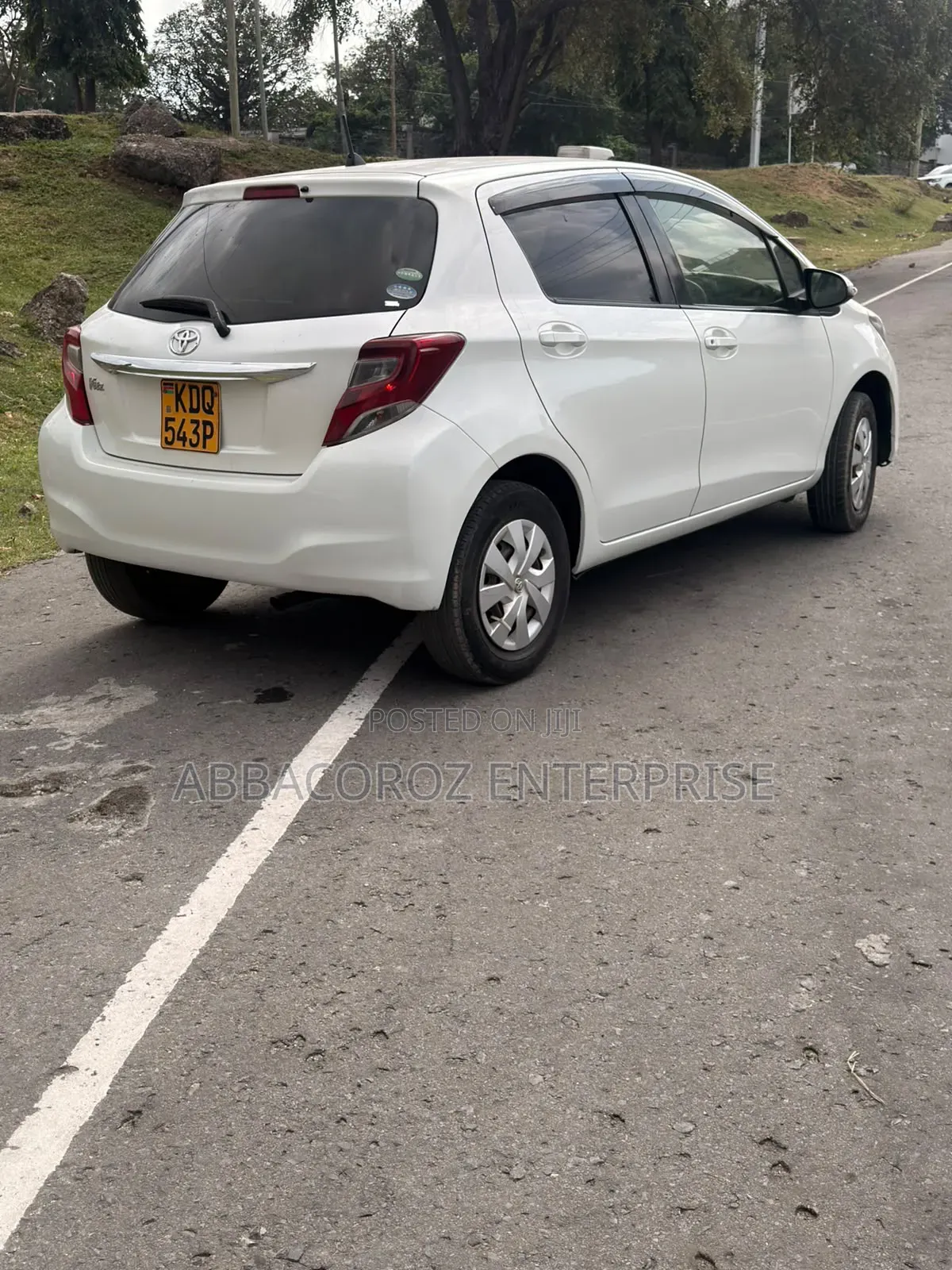 Toyota Vitz 1.3 AWD 3dr 2017 White