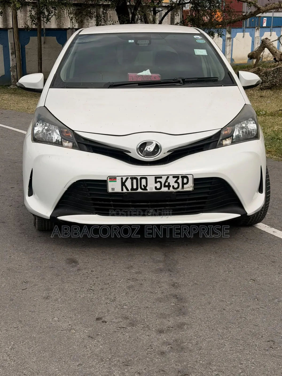 Toyota Vitz 1.3 AWD 3dr 2017 White