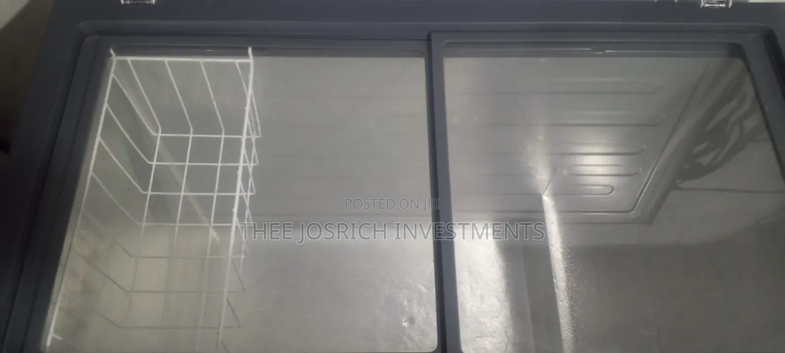 Rebune Chest Freezer 250 Litres