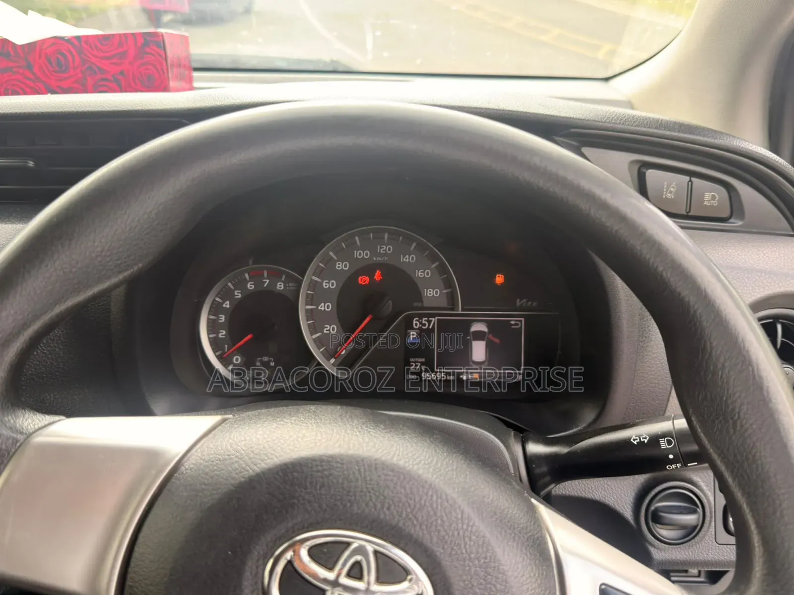 Toyota Vitz 1.3 AWD 3dr 2017 White
