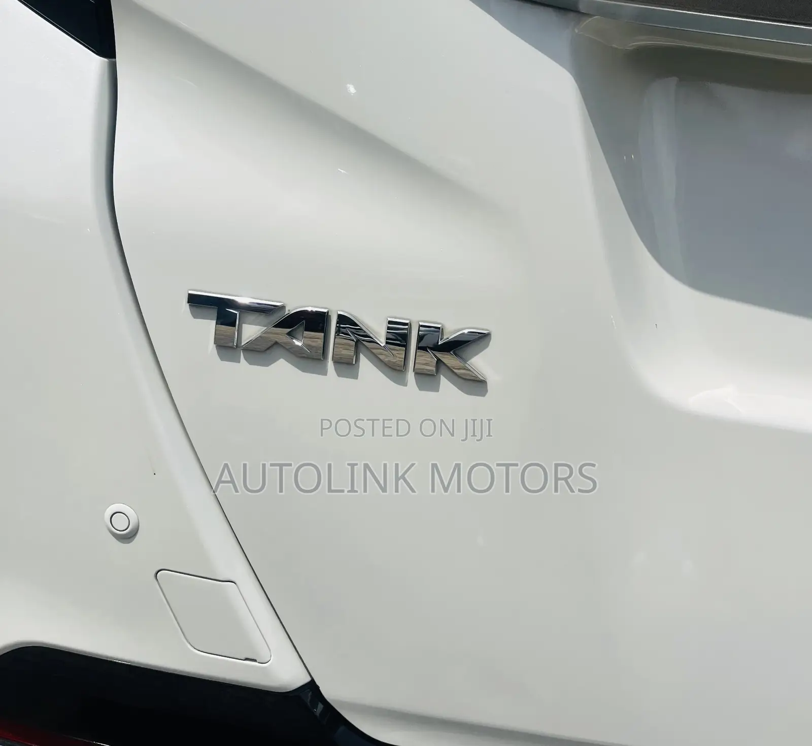 Toyota Tank 1.0 FWD 2019 White