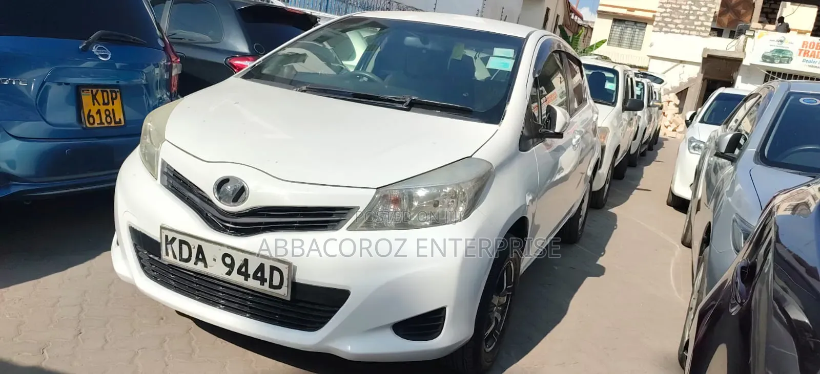 Toyota Vitz 2017 White