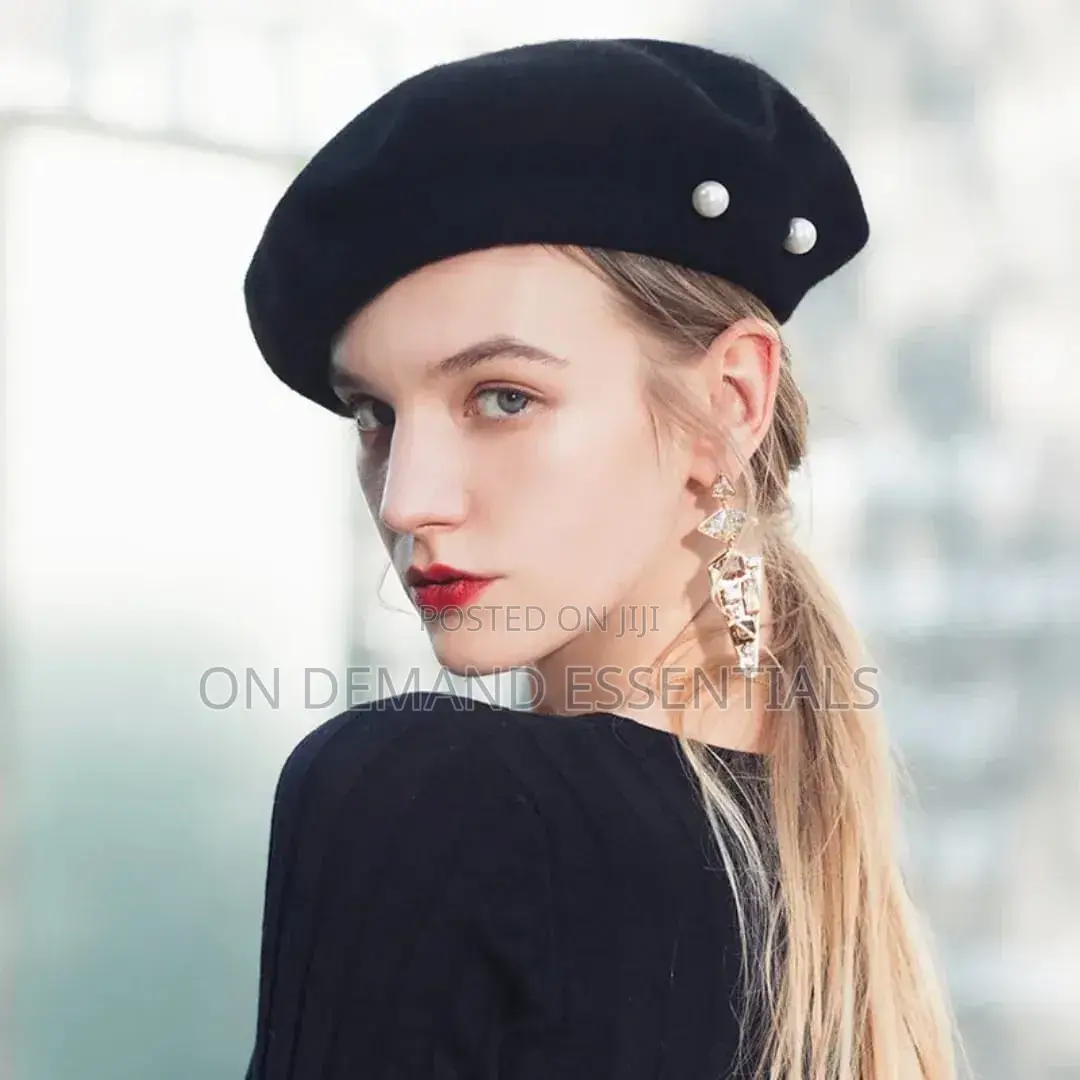 Pearl Beanie Hat Women's Autumn/Winter Wool Flannel Hat