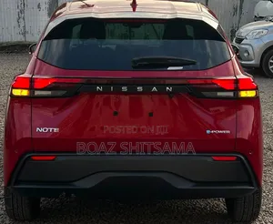 Nissan Note 1.2 Hybrid 2021 Red