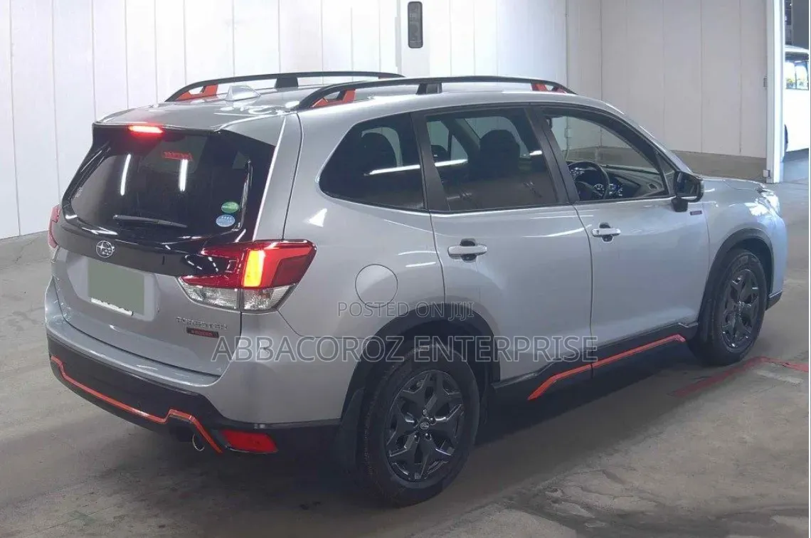 Subaru Forester 2019 Gray
