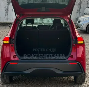 Nissan Note 1.2 Hybrid 2021 Red