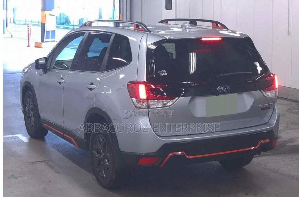 Subaru Forester 2019 Gray