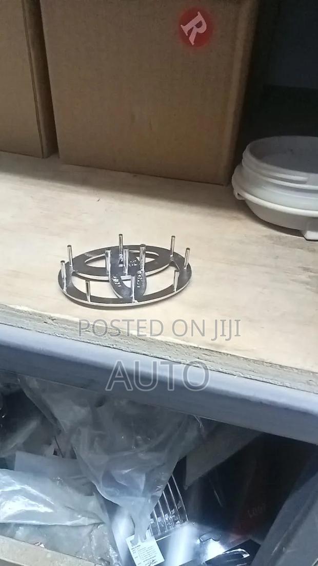 Toyota Steering Wheel Emblem | Replacement Logo Badge - thumbnail 2