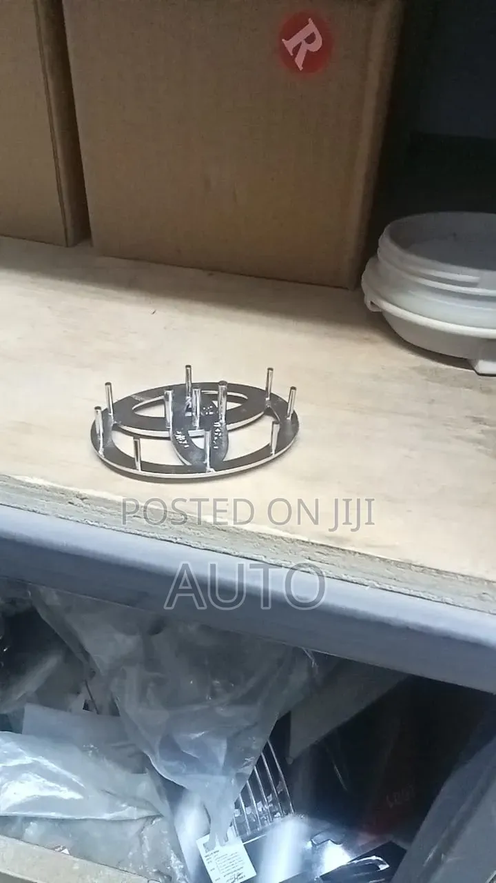 Toyota Steering Wheel Emblem | Replacement Logo Badge