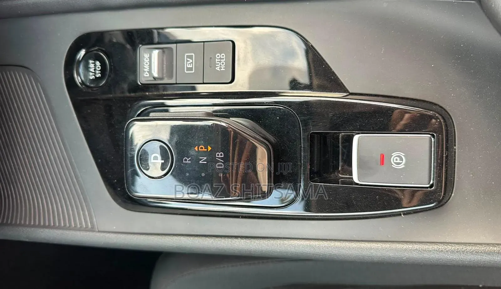 Nissan Note 1.2 Hybrid 2021 Red