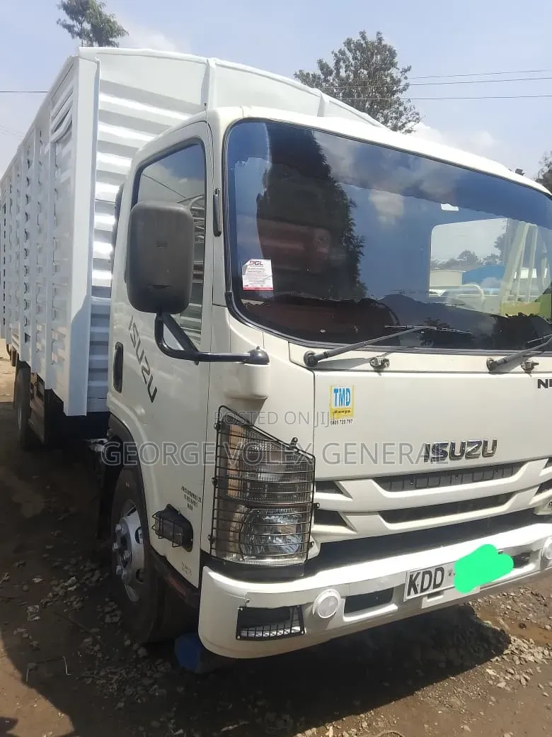 Isuzu NQR Close Body