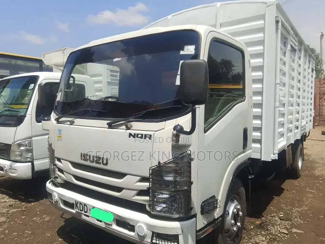 Isuzu NQR Close Body