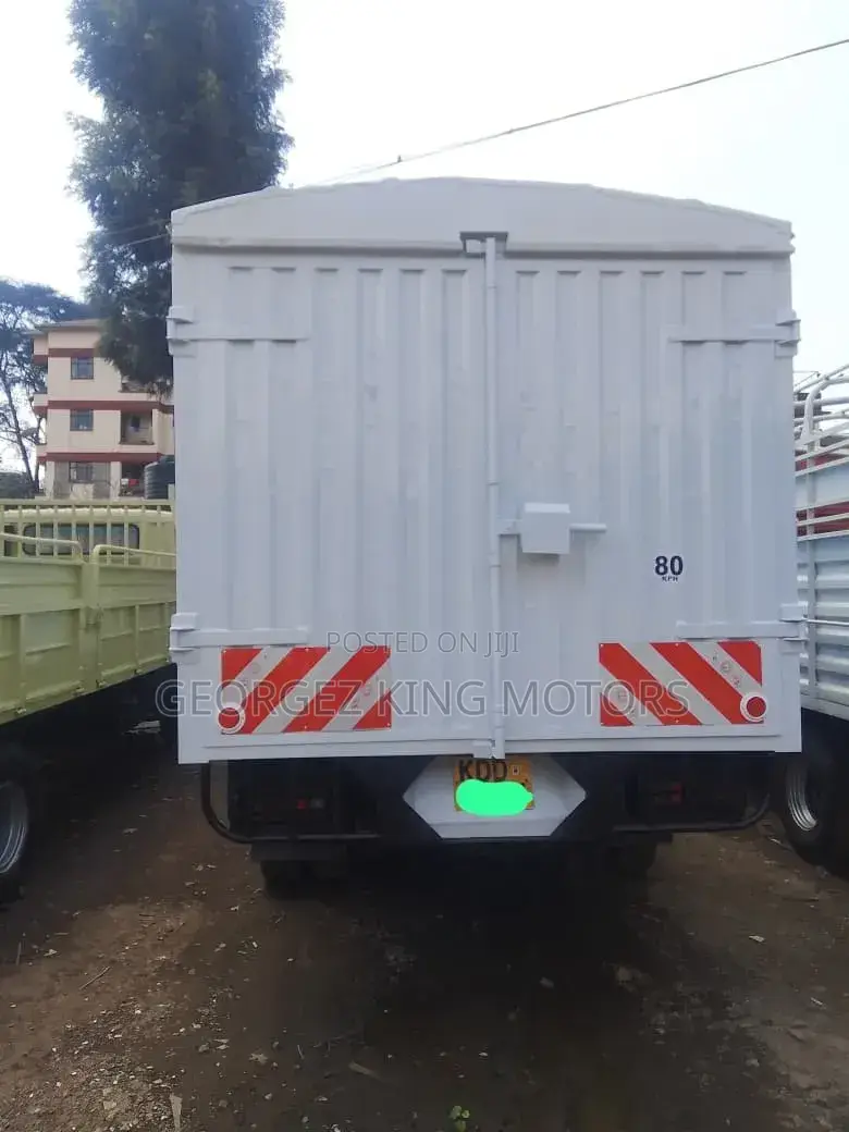 Isuzu NQR Close Body