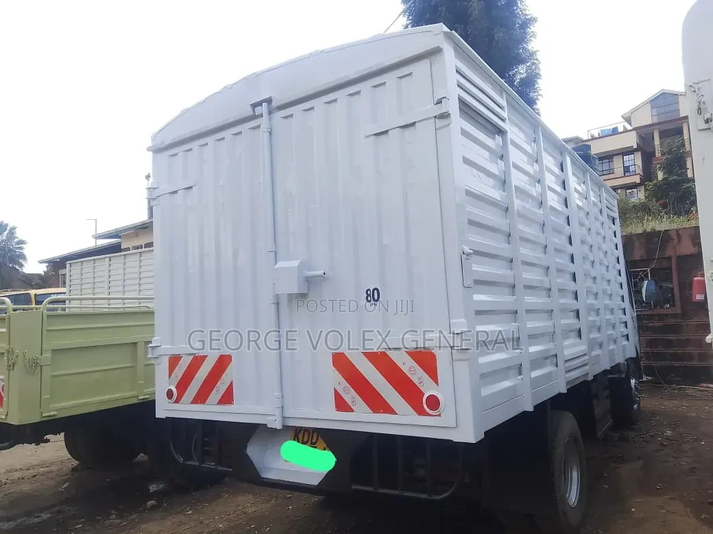 Isuzu NQR Close Body